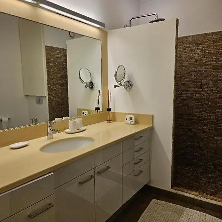 Superbe De Prestige Avec Vue Μπαστιά